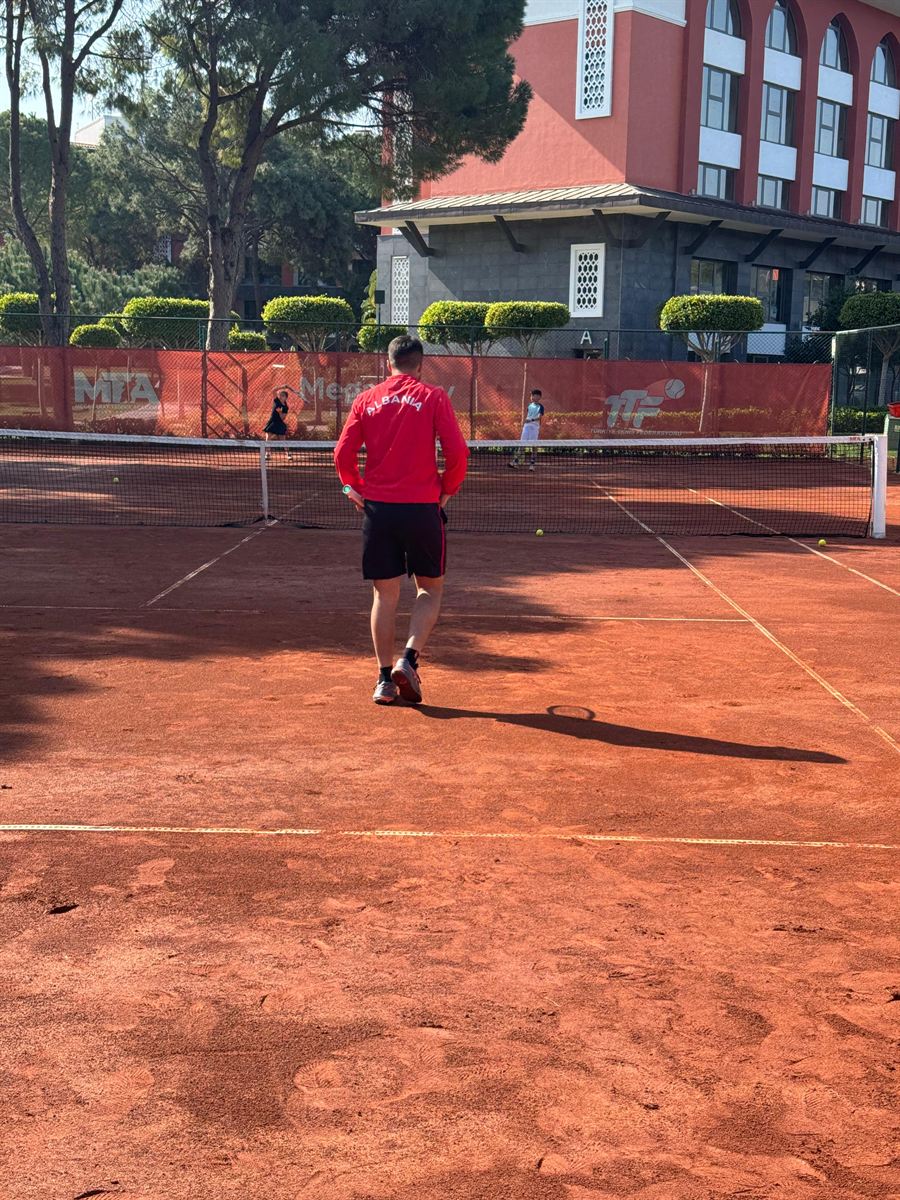 Courtside during training at Megasaray Club Belek